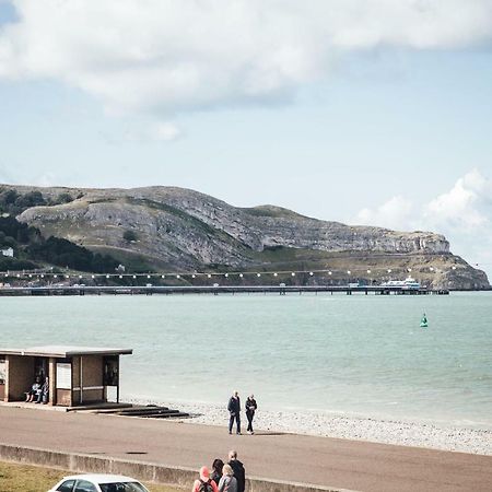 Carmel House Hotel Llandudno Bagian luar foto