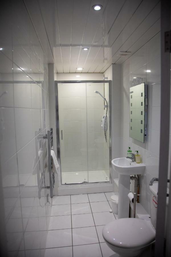 Carmel House Hotel Llandudno Bagian luar foto