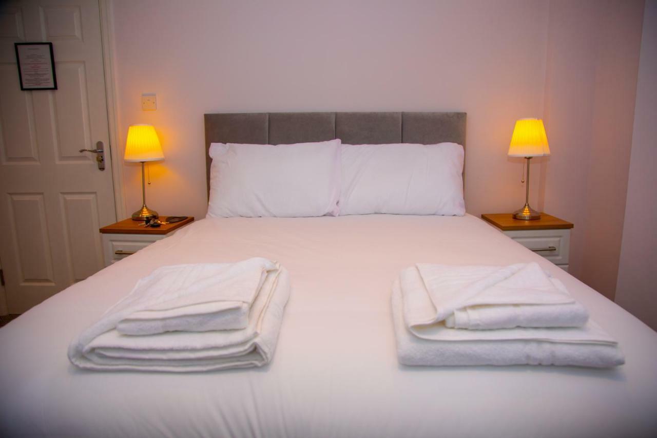 Carmel House Hotel Llandudno Bagian luar foto