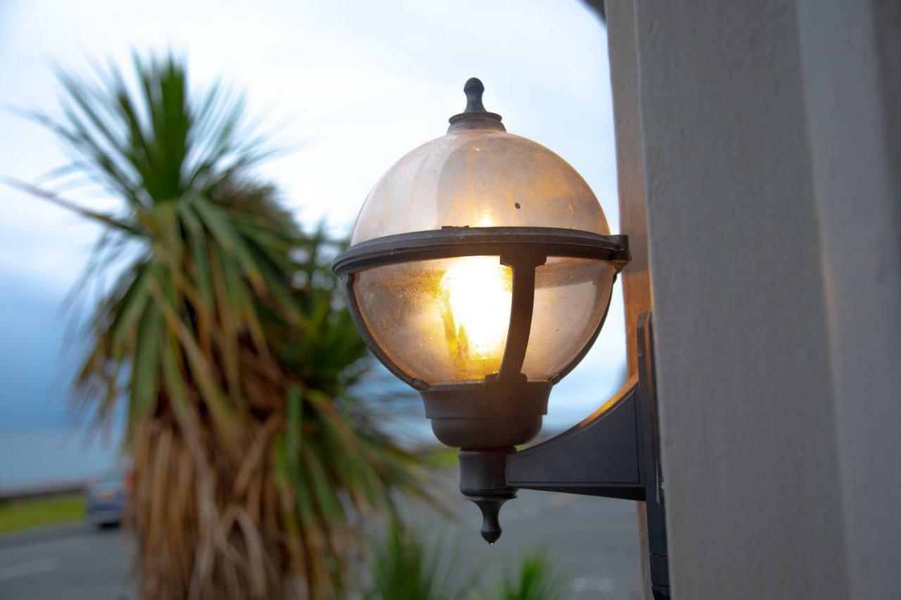 Carmel House Hotel Llandudno Bagian luar foto